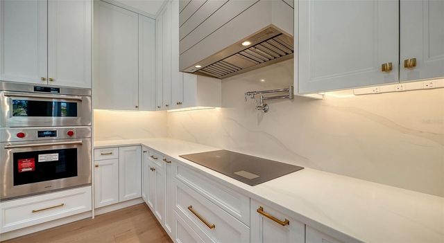 1516 S ORANGE AVENUE, Sarasota, FL 34239