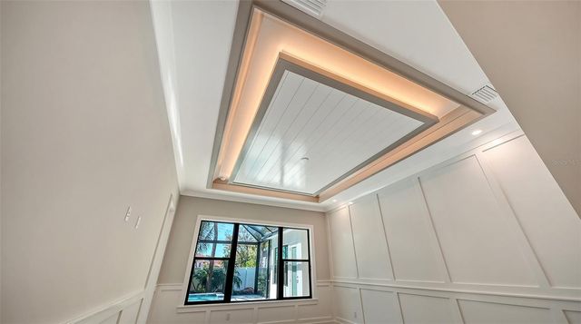 1516 S ORANGE AVENUE, Sarasota, FL 34239