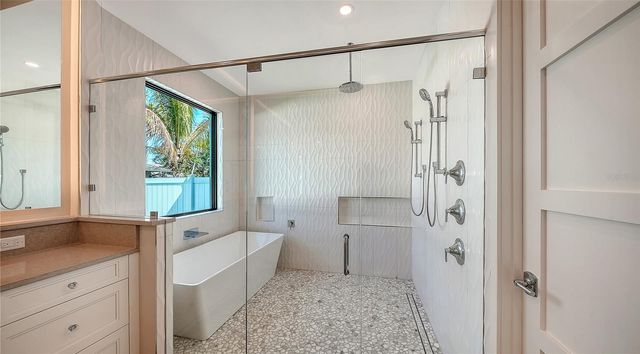 1516 S ORANGE AVENUE, Sarasota, FL 34239