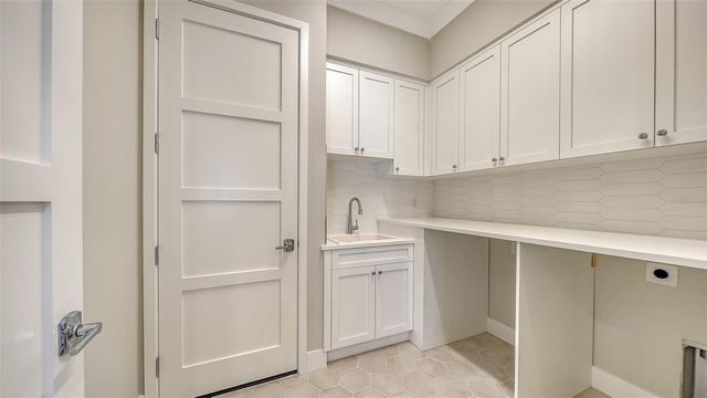 1516 S ORANGE AVENUE, Sarasota, FL 34239