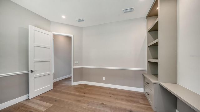 1516 S ORANGE AVENUE, Sarasota, FL 34239