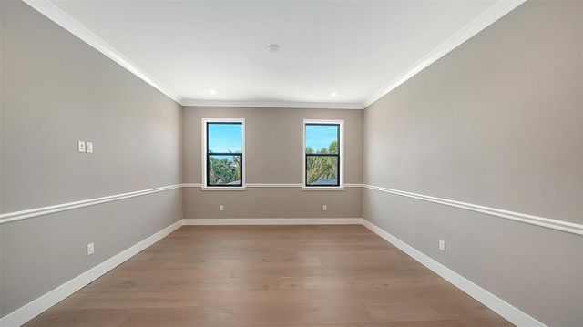 1516 S ORANGE AVENUE, Sarasota, FL 34239