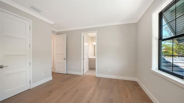 1516 S ORANGE AVENUE, Sarasota, FL 34239