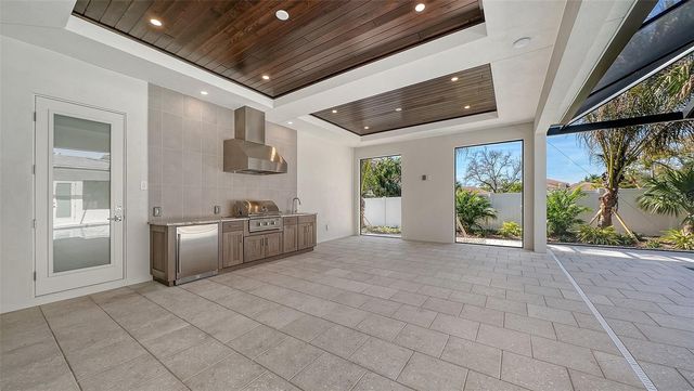 1516 S ORANGE AVENUE, Sarasota, FL 34239