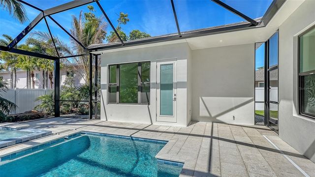 1516 S ORANGE AVENUE, Sarasota, FL 34239