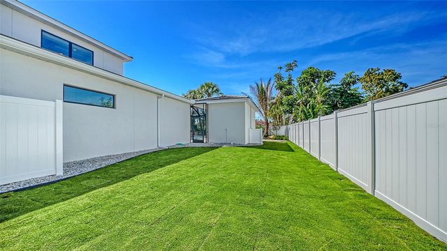 1516 S ORANGE AVENUE, Sarasota, FL 34239