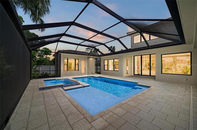 1516 S ORANGE AVENUE, Sarasota, FL 34239