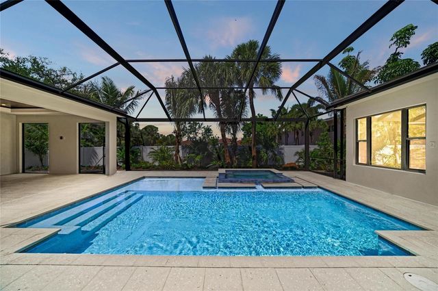 1516 S ORANGE AVENUE, Sarasota, FL 34239
