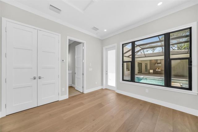 1516 S ORANGE AVENUE, Sarasota, FL 34239