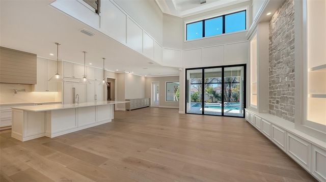 1516 S ORANGE AVENUE, Sarasota, FL 34239