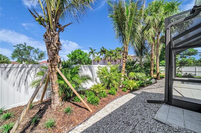 1516 S ORANGE AVENUE, Sarasota, FL 34239