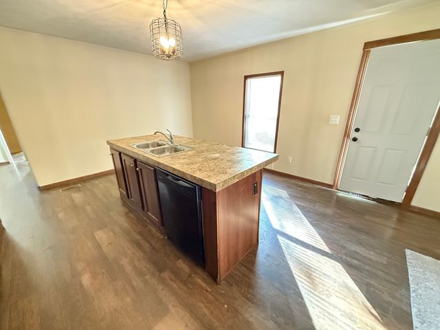 1712 S Dixie Highway 118, Crete, IL 60417