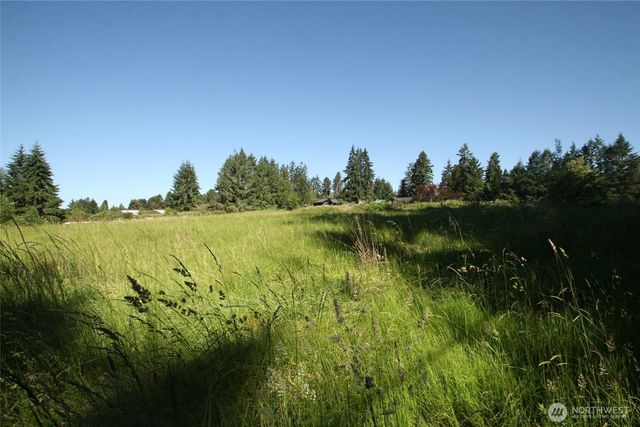 5933 Sleepy Hollow Lane NE, Olympia, WA 98516