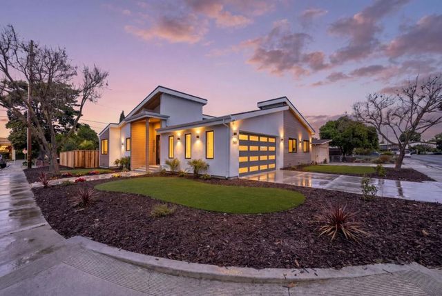 806 Emily Drive, Mountain View, CA 94043