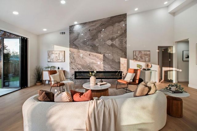 806 Emily Drive, Mountain View, CA 94043