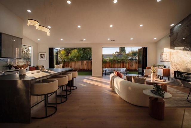 806 Emily Drive, Mountain View, CA 94043