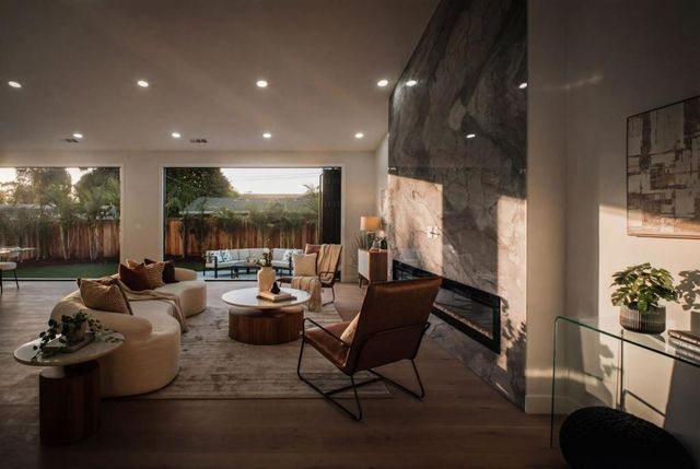 806 Emily Drive, Mountain View, CA 94043