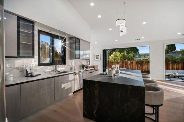 806 Emily Drive, Mountain View, CA 94043