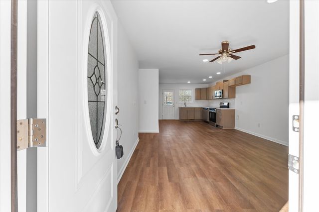 18 Central St, Tracy City, TN 37387