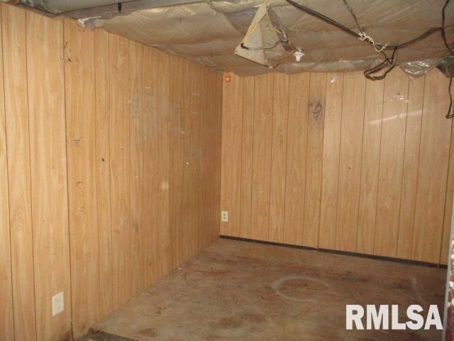 3908 S LAUDER Avenue, Bartonville, IL 61607