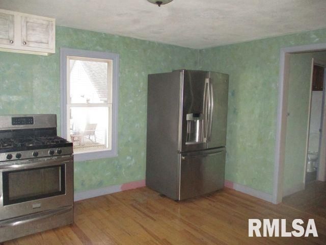 3908 S LAUDER Avenue, Bartonville, IL 61607