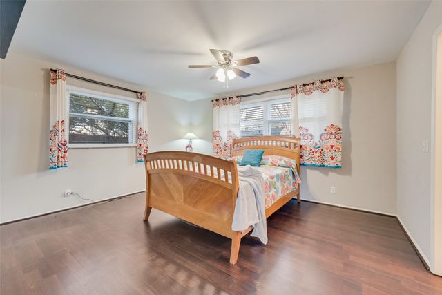 805 Edgefield Drive, Richardson, TX 75080