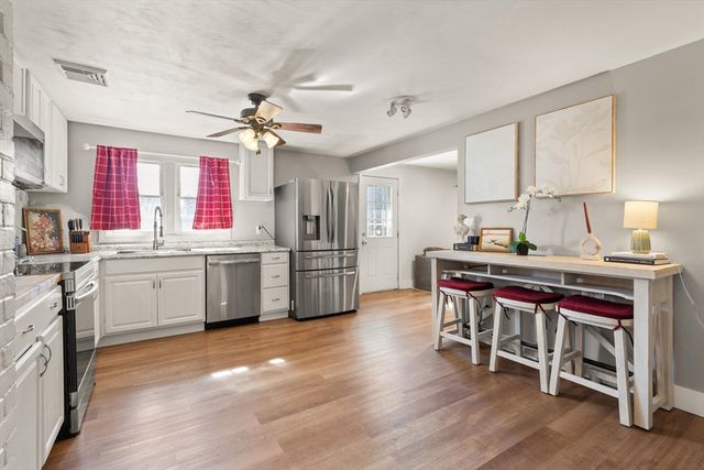 19 Rodwell St, Brockton, MA 02302