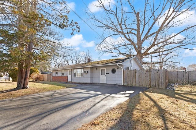 19 Rodwell St, Brockton, MA 02302