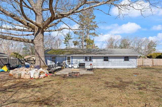 19 Rodwell St, Brockton, MA 02302