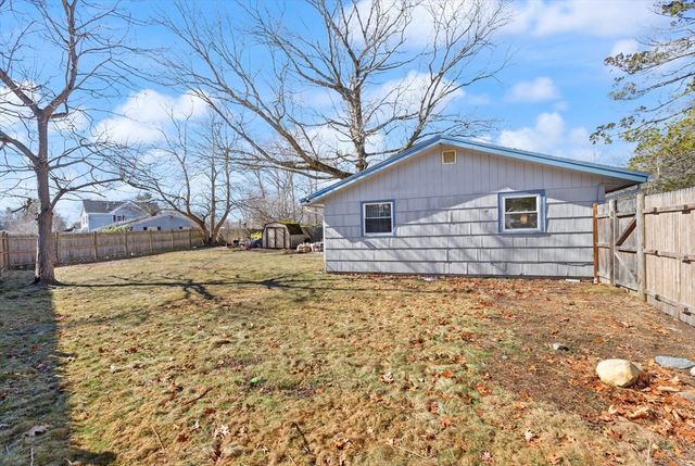 19 Rodwell St, Brockton, MA 02302