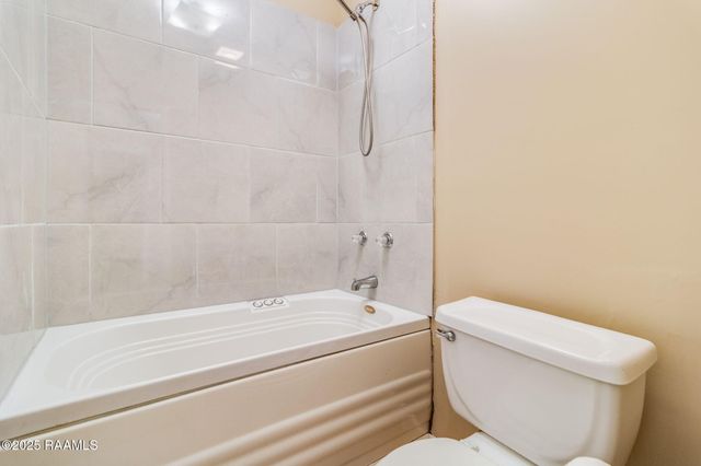 1010 Red Barn Road Road, Breaux Bridge, LA 70517