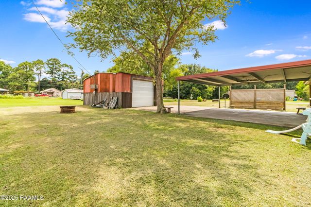 1010 Red Barn Road Road, Breaux Bridge, LA 70517