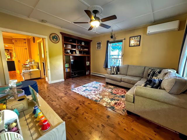 262 Union Street, Bennington, VT 05201