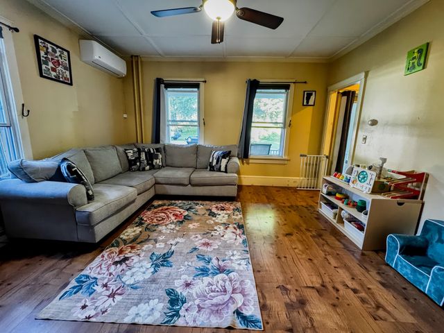 262 Union Street, Bennington, VT 05201