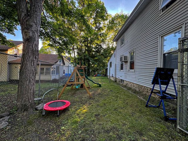 262 Union Street, Bennington, VT 05201