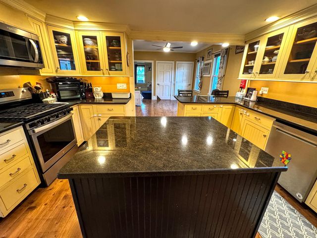262 Union Street, Bennington, VT 05201