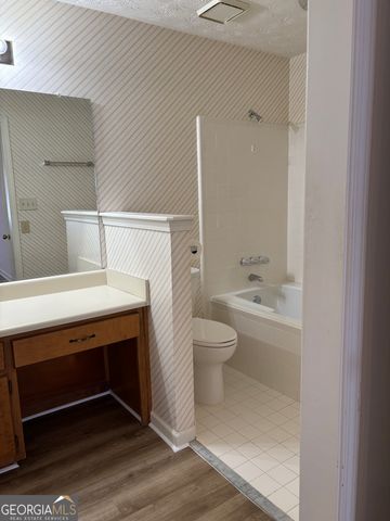 135 Courtyard Lane, Fayetteville, GA 30215