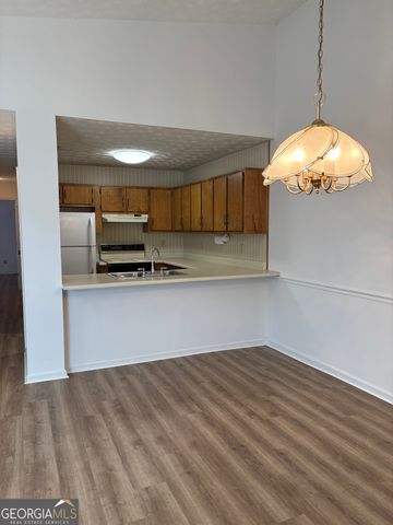 135 Courtyard Lane, Fayetteville, GA 30215