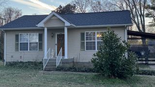 5 Garth Dr, Clarksville, TN 37040