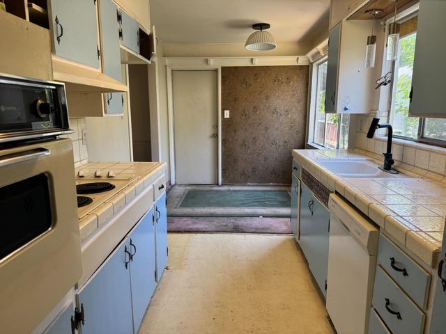 5113 Verner Ave, Sacramento, CA 95841