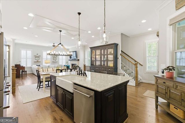 817 Paden Street, Woodstock, GA 30188