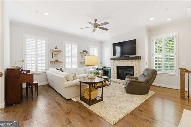 817 Paden Street, Woodstock, GA 30188