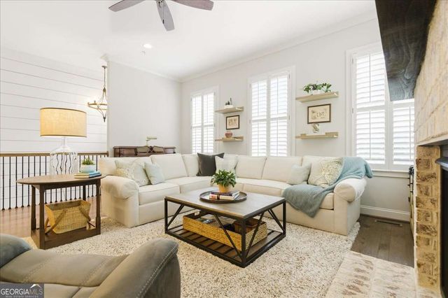 817 Paden Street, Woodstock, GA 30188