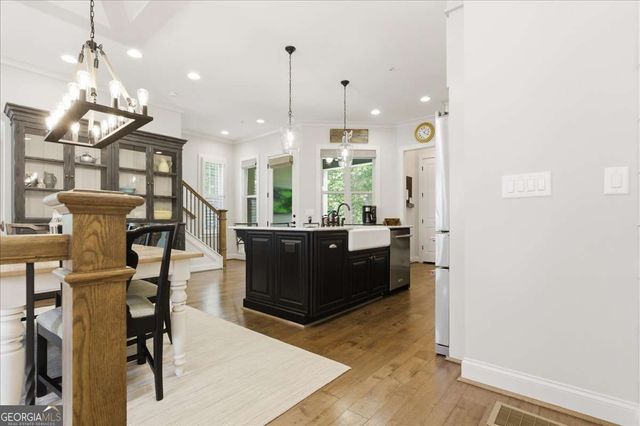 817 Paden Street, Woodstock, GA 30188