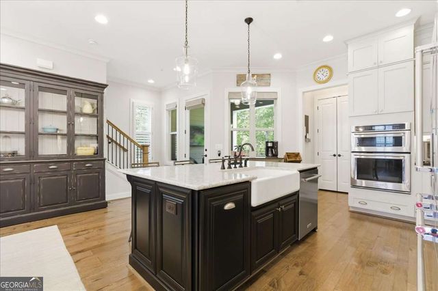 817 Paden Street, Woodstock, GA 30188