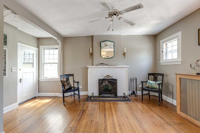 389 E Deerpath Road 1, Lake Forest, IL 60045