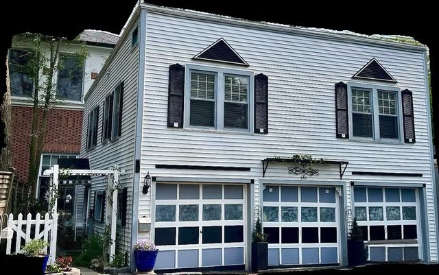 389 E Deerpath Road 1, Lake Forest, IL 60045