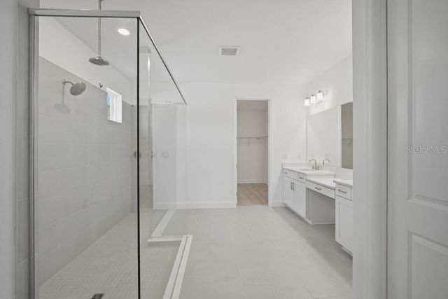 1545 TRAILHEAD LANE, Zephyrhills, FL 33541