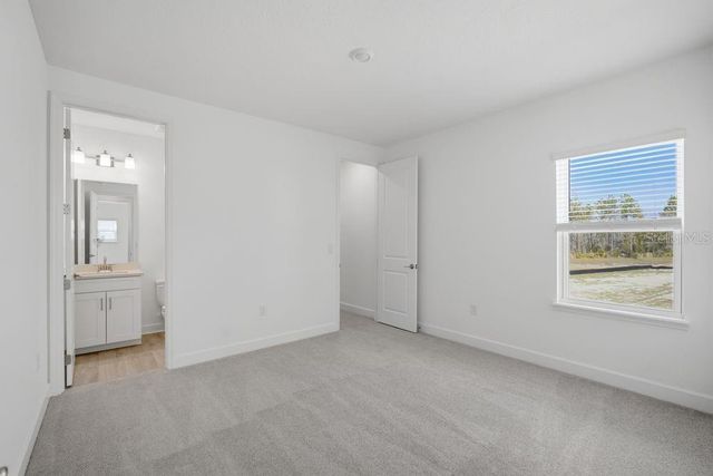 1545 TRAILHEAD LANE, Zephyrhills, FL 33541