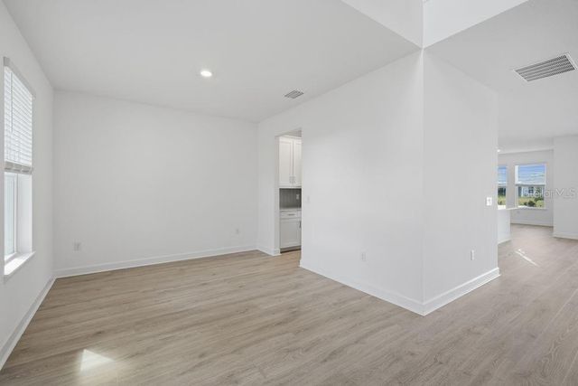 1545 TRAILHEAD LANE, Zephyrhills, FL 33541